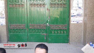 بالصور.. موظفو البريد بالشرقية يواصلون إغلاق مكاتبهم بالجنازير