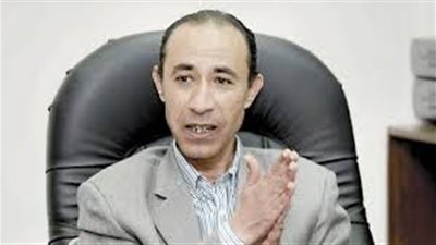 بلاغ للنائب العام ضد رئيس 