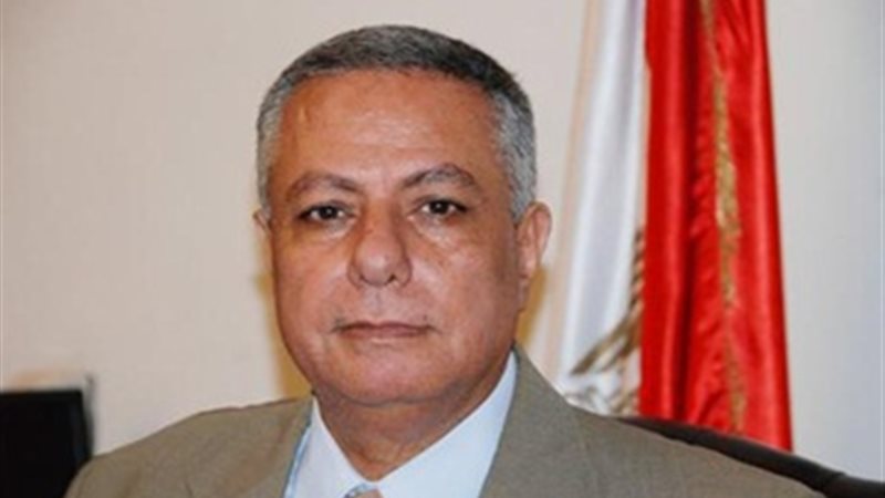 الدكتورمحمود أبو