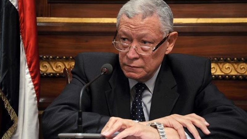 على عوض مستشار رئيس