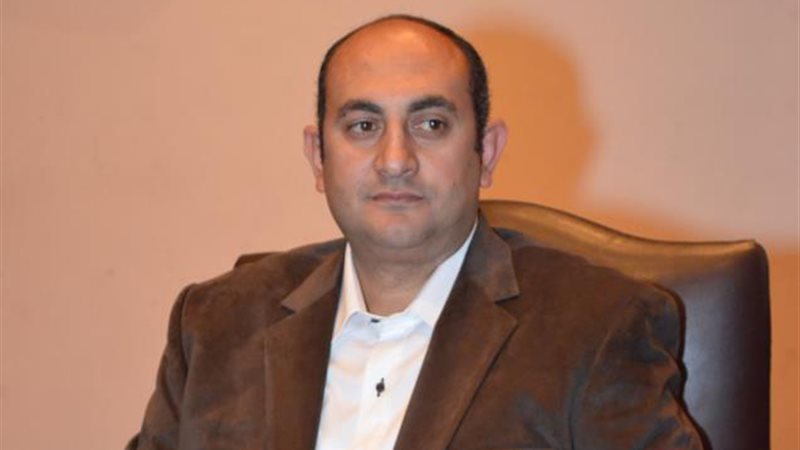 خالد على