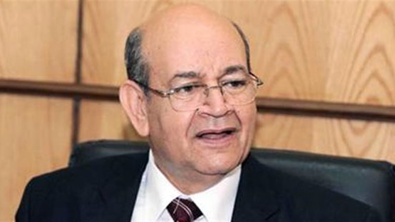 الدكتور على عبد الرحمن
