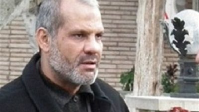 طلبة يحصل على جرعات التطعيم ضد الملاريا قبل السفر لـ