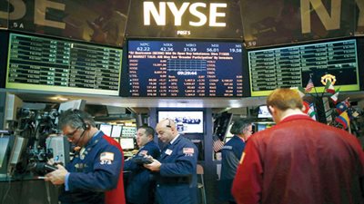 وول ستريت تفتح على انخفاض كبير مع هبوط أسعار النفط