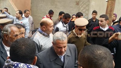 مدير أمن كفر الشيخ يقدم واجب العزاء لأسرة شهيد العريش