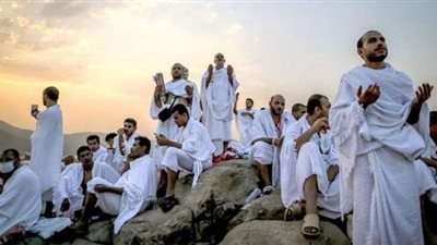 بعد أداء الحجاج صلاة الظهر والعصر جمعا وقصرا.. كل ما تريد معرفته عن مسجد نمرة