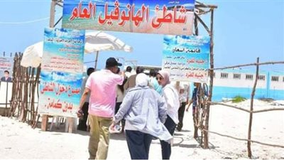 إقبال متوسط على شواطئ العجمي في وقفة عيد الأضحى | صور