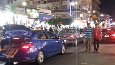 بث مباشر | زحام شوارع وأسواق مرسى مطروح احتفالا بليلة عيد الأضحى