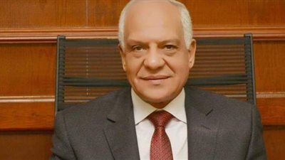 محافظ الجيزة يتفقد مجزر الوراق للاطمئنان على عملية ذبح الأضاحي