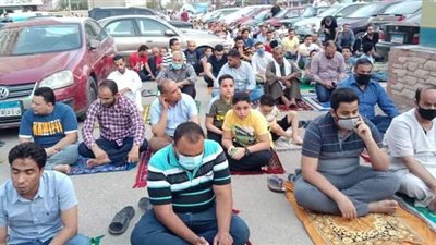 بـ 4200 مسجد.. المئات من أهالى أسيوط يؤدون صلاة عيد الأضحى | صور