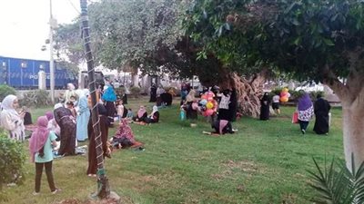 توافد المواطنين على الحدائق للاحتفال بعيد الأضحى بالقليوبية | صور