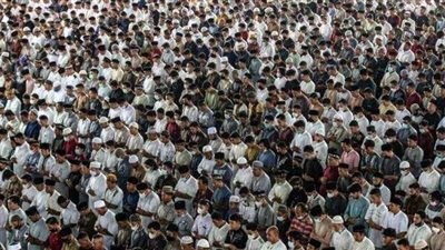 إندونيسيا تتحدى كورونا في احتفالات عيد الأضحى