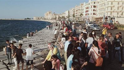 بث مباشر.. احتفالات المواطنين بأول أيام عيد الأضحى في الإسكندرية