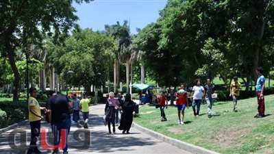 إقبال متوسط على حديقة الأزهر في أول أيام عيد الأضحى | صور