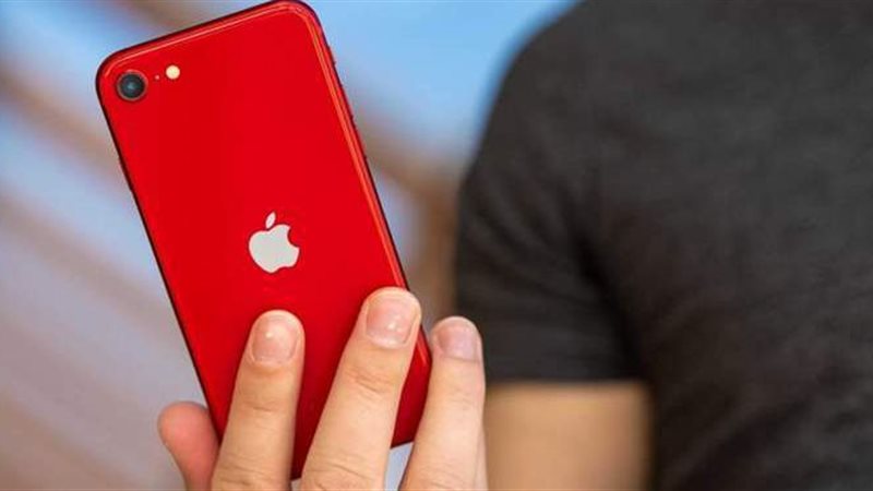 iPhone SE 3