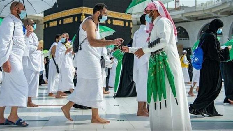 توزيع المظلات على