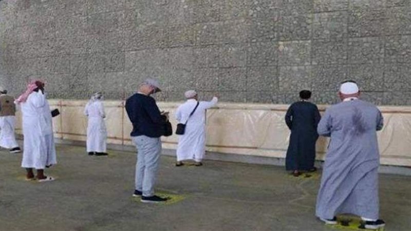 حجاج بيت الله الحرام