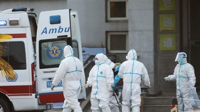 بريطانيا تسجل تراجعا بسيط في إصابات ووفيات كورونا اليومية