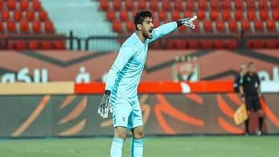 هل يجبر علي لطفي مسؤولي الأهلي على إلغاء فكرة التعاقد مع حارس مرمى؟