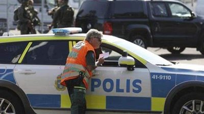 اشترطا بيتزا بالكباب.. سجينان يختطفان حارسين بالسويد مقابل وجبات خاصة