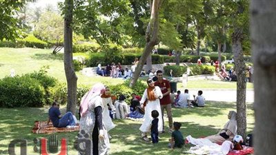15 صورة ترصد احتفال العائلات بثالث أيام عيد الأضحى في حديقة الأزهر