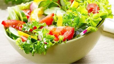 أهمية طبق السلطة فى عيد الأضحى | فيديو