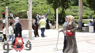 بث مباشر.. إقبال كبير من المواطنين على الأزهر بارك في ثالث أيام عيد الأضحى
