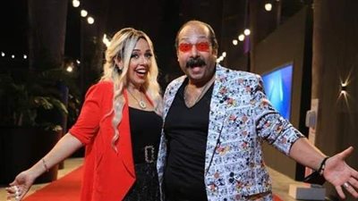 محمد ثروت يرزق بمولودته الثانية 