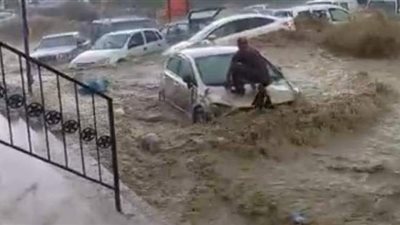 فيضانات ضخمة تضرب عددا من المناطق في تركيا | فيديو