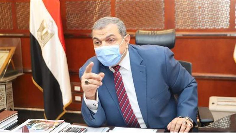 وزير القوي العاملة