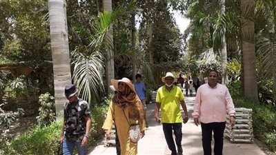 وزيرة الخارجية السودانية تزور الحديقة النباتية بأسوان