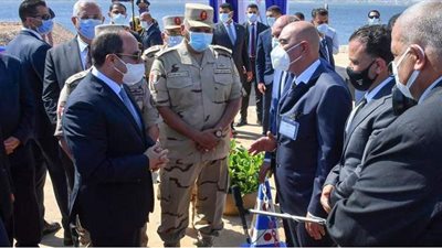 السيسي: محاور التنمية الجديدة قادرة على استيعاب الحركة لـ20 عاما