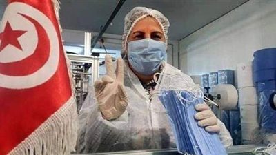 فرنسا ترسل باخرة عسكرية محملة بالأكسجين إلى تونس