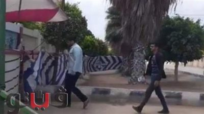 بث مباشر.. دخول طلاب شعبة العلمي إلى لجان امتحان الفيزياء بالغربية