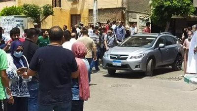 طلاب الثانوية بالشرقية: 40 سؤالا غير مباشر في امتحان الفيزياء | صور