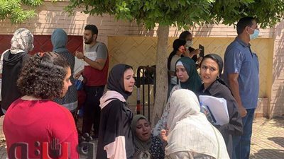 وصلة بكاء وإغماءات لطلاب الثانوية بالدقهلية بعد امتحان الفيزياء