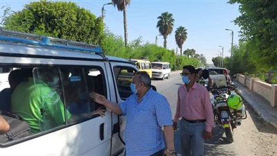 رئيس مدينة ابوقرقاص بالمنيا : لا زيادة بتعريفة المواصلات | صور