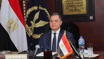 مواطن يستغيث من موقف عشوائي بـ 6 أكتوبر ويبلغ عن مخالفة تعريفة الركوب