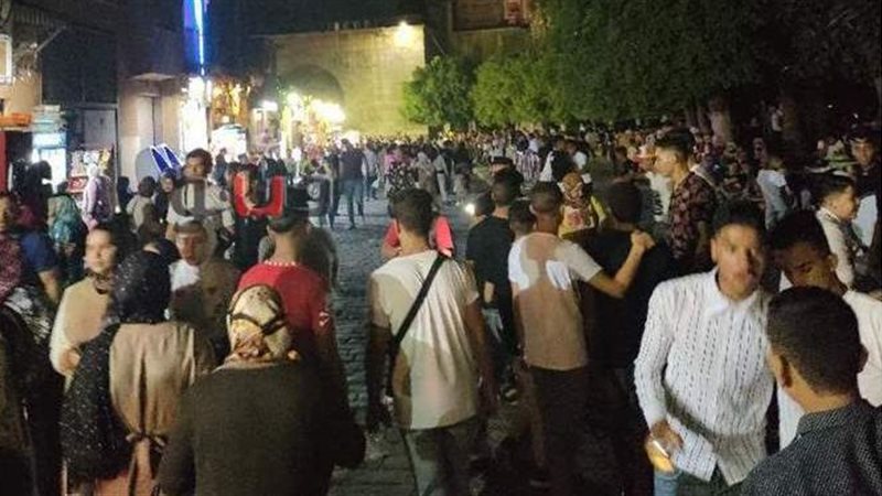 إقبال كبير من المواطنين
