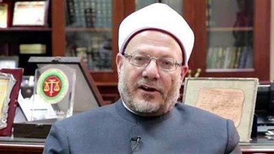 هل حق الأم في البر يزيد عن حق الأب؟.. مفتي الجمهورية يجيب