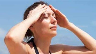 هاني الناظر يحذر من التعرض للشمس في هذه الأوقات | فيديو