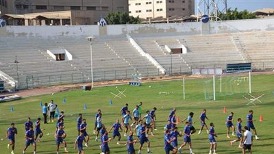 التدريبات البدنية سلاح خالد عيد قبل مباراة الزمالك | صور
