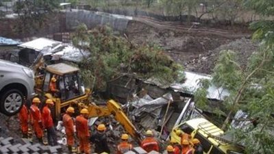 كارثة جديدة تودي بحياة 9 أشخاص في الهند | فيديو