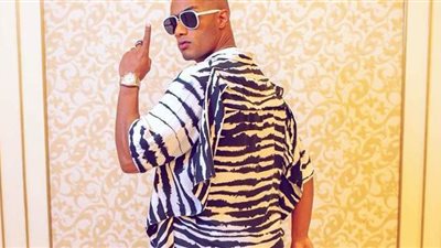 محمد رمضان داخل طائرة في أحدث ظهور