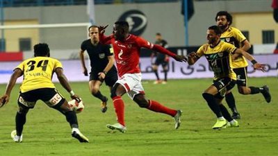 علي معلول يتقدم بالهدف الأول للأهلي في الإنتاج الحربي من ركلة جزاء