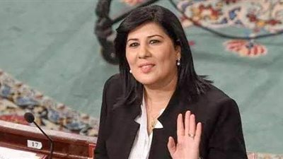 عبير موسى تتصدر تويتر بعد قرارات الرئيس التونسي.. ومتابعون: المرأة التي أسقطت الإخوان