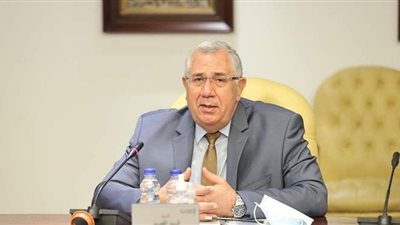 وزير الزراعة يحسم الجدل بشأن التناقض بين مواد بقانون البحيرات والثروة السمكية