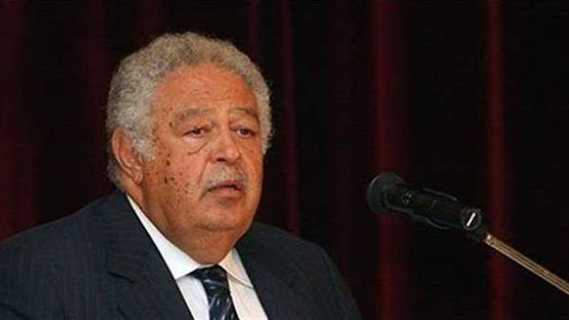 رجائي عطية نقيب المحامين
