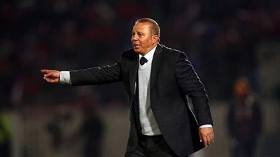 شوقي غريب يدرس الدفع بـ ناصر منسي أساسيًا أمام أستراليا