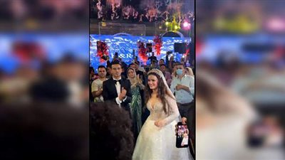 عمر كمال يشعل حفل زفاف حمدي فتحي بحضور نجوم الأهلي | فيديو